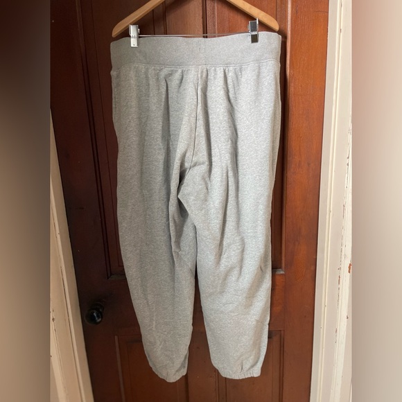 Nike women's extra large gray sweatpants - Picture 6 of 6
